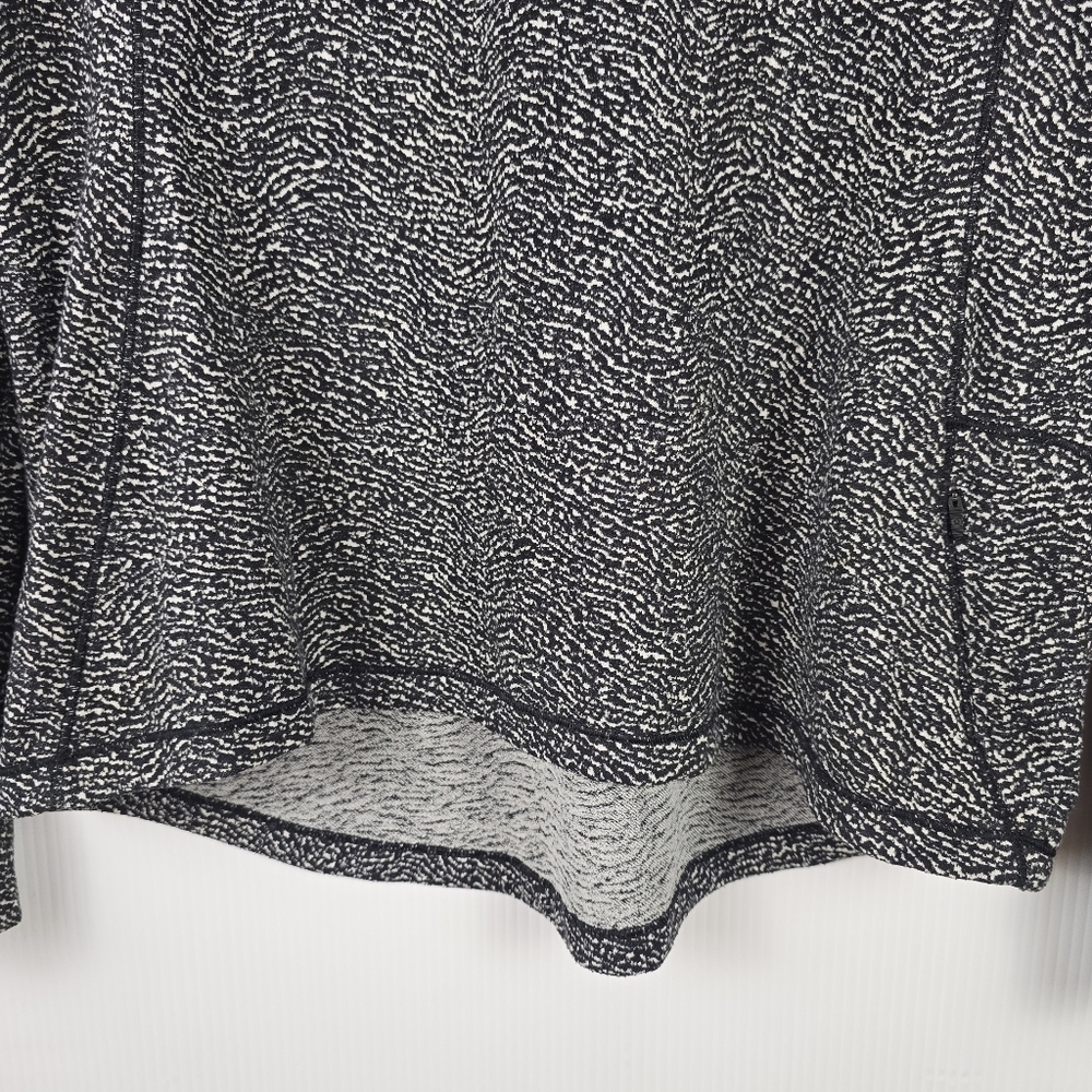 Lululemon Women's Outrun 1/2 Zip Running Luon Ripple Jacquard Black White Size ? - Picture 5 of 16